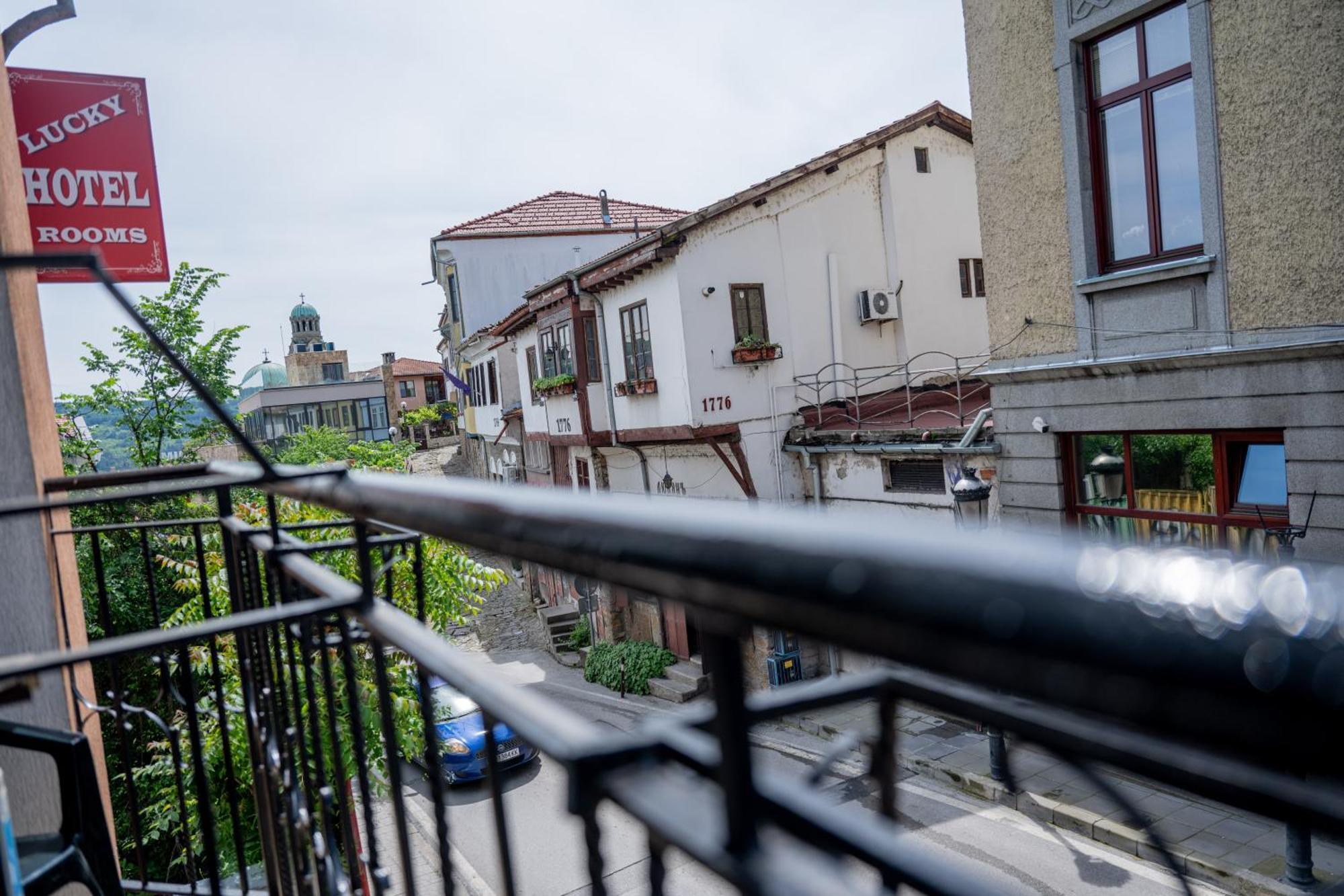 Lucky Hotel Veliko Tarnovo Eksteriør billede