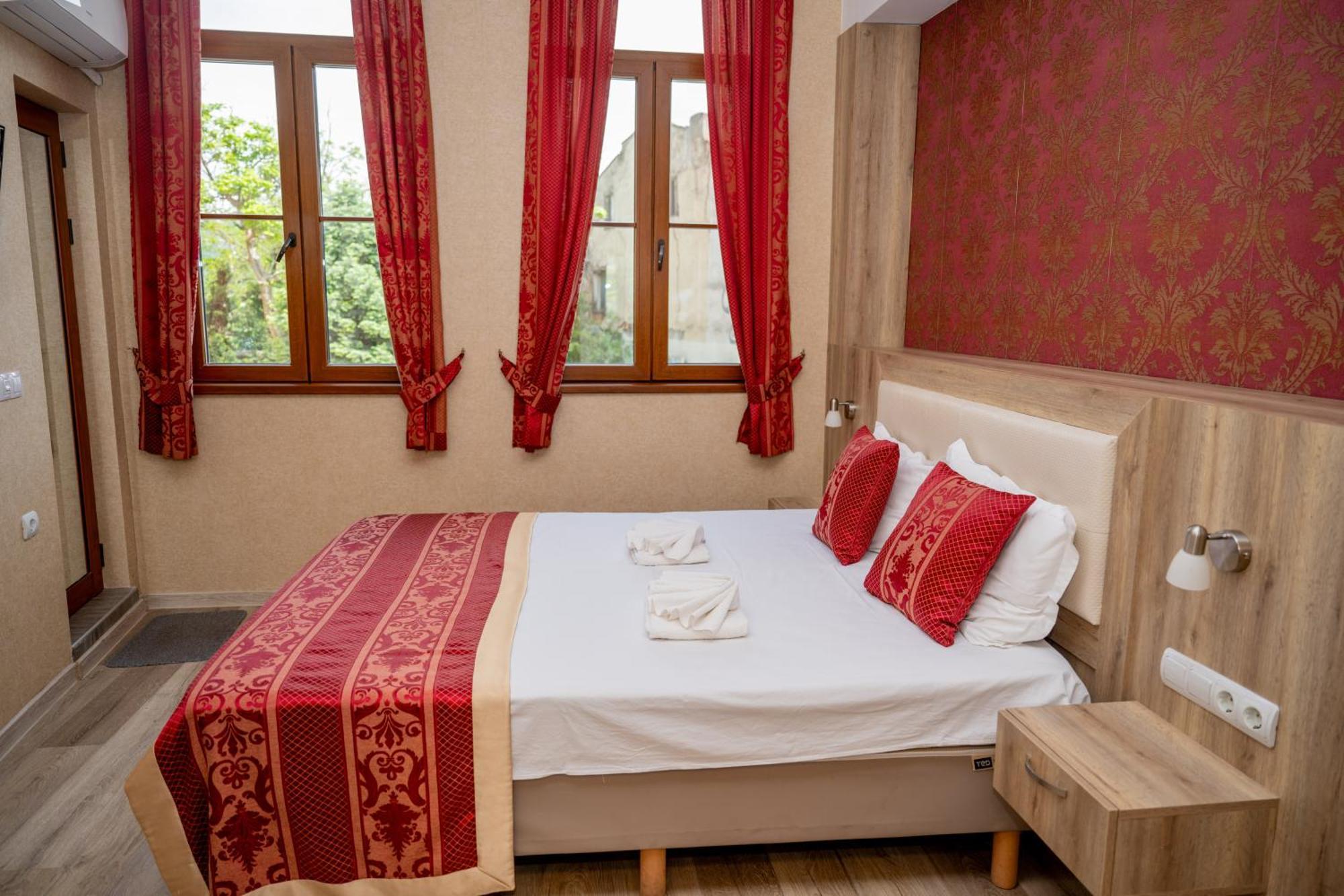 Lucky Hotel Veliko Tarnovo Eksteriør billede