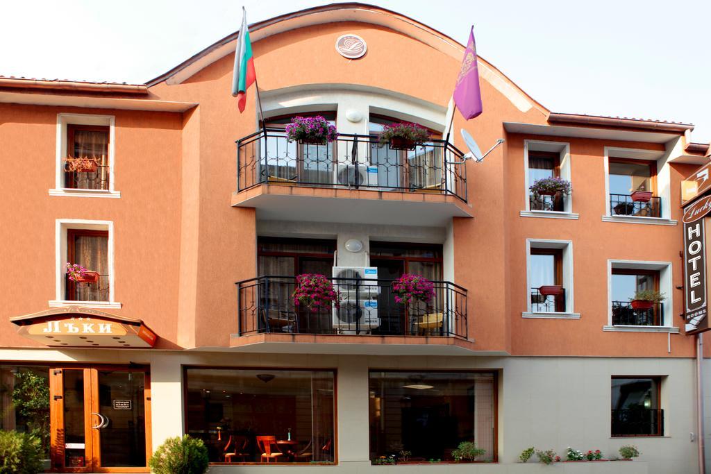 Lucky Hotel Veliko Tarnovo Eksteriør billede